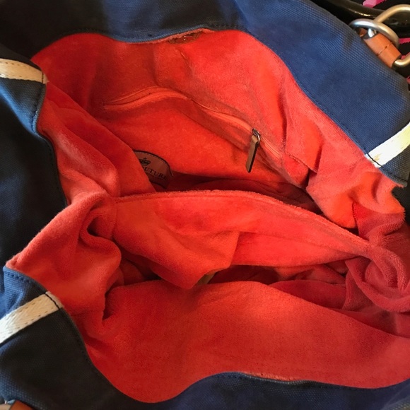 Canvas Prep Padlock Medium Varsity Bag - Picture 6 of 6